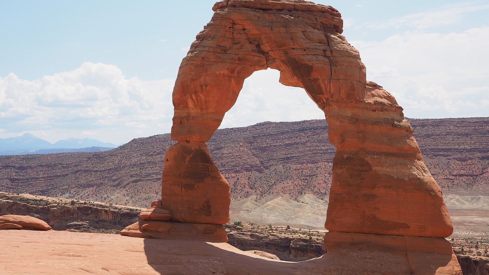 A picture of the Delicate Arch in the Arches National Park, Utah Taken in July 2017
