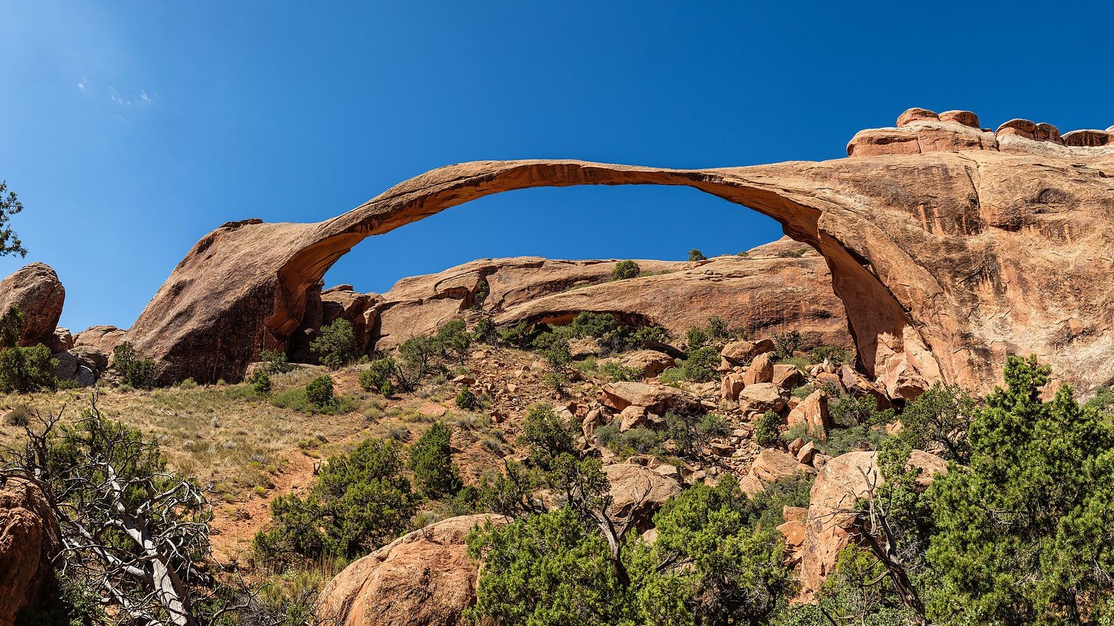 Landscape Arch in Arches National Park, Utah, USA