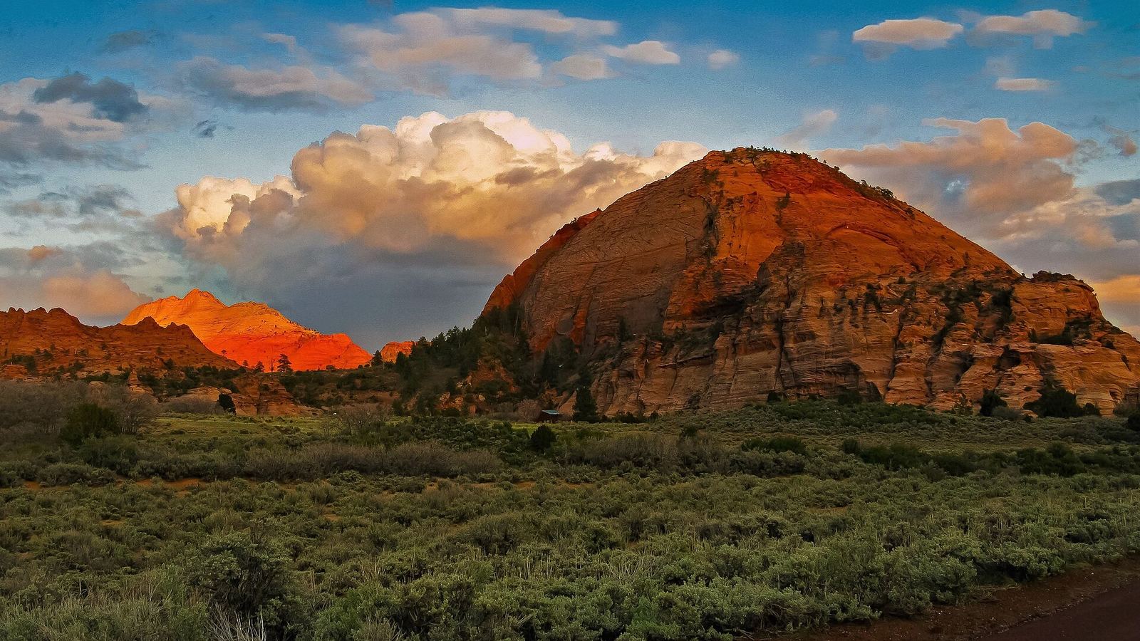 Tabernacle Dome, along Kolob Terrace Road. Zion National Park.