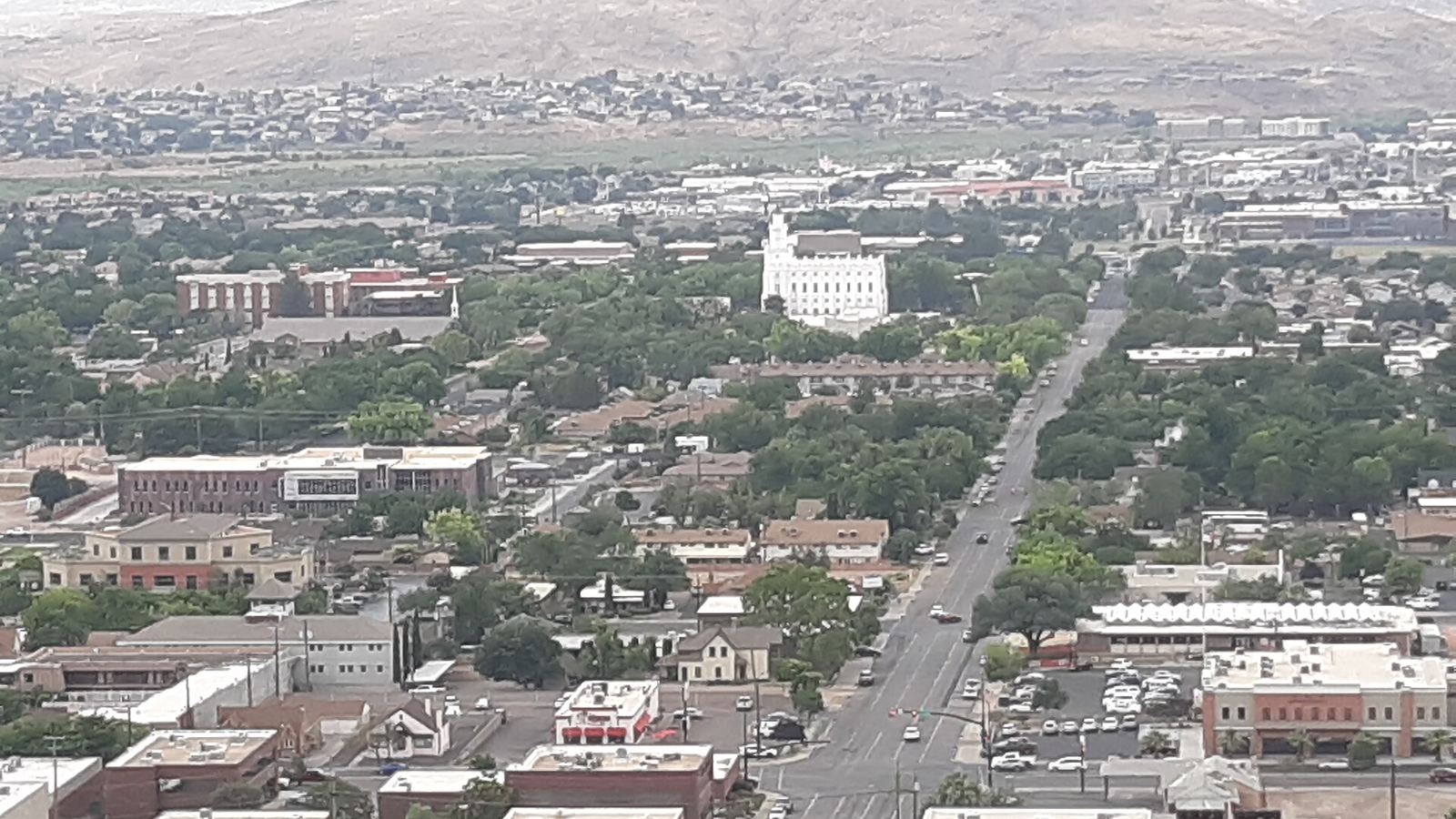 Photo of St.George Utah taken from Dixie Rock