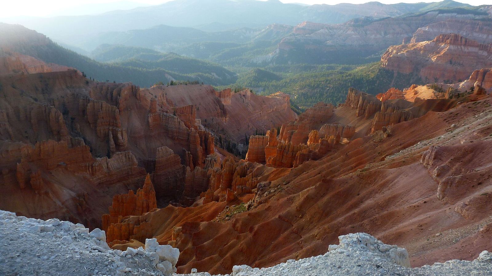 Spectra Point Trail in Cedar Breaks, dyeclan.com