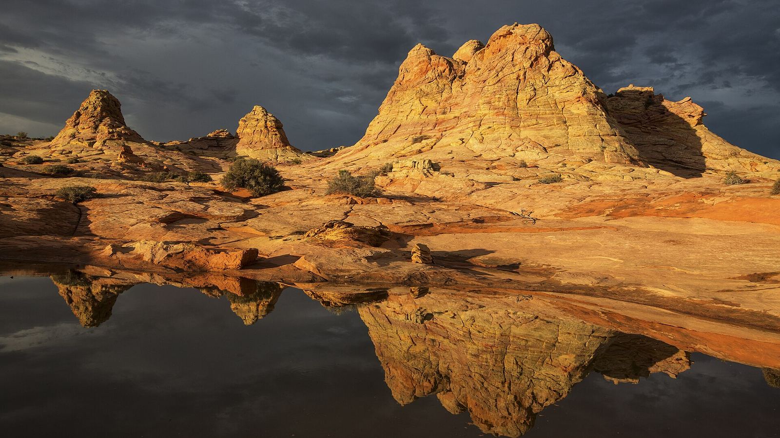 #TravelTuesday with Guest Photographer Bob Wick to Northern Arizona’s Vermilion Cliffs! Some of my favorite photo locations are in the Vermi